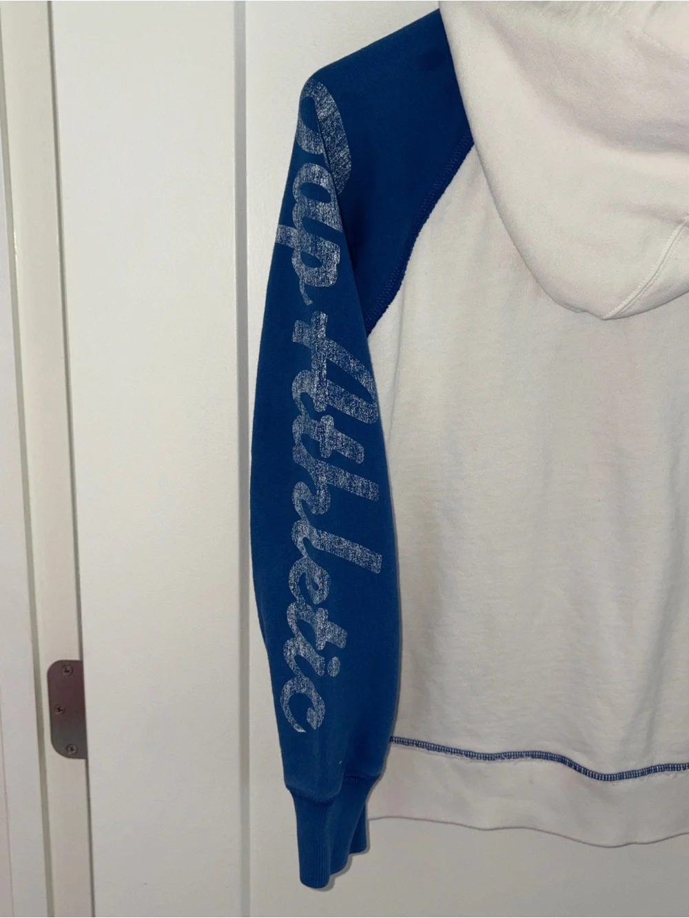 vintage GAP kids graphic hoodie sweatshirt boy's sz 8 EUC
